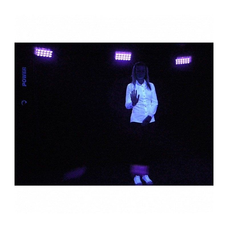 LIGHT4ME LED UV 18 X 3W reflektor + stroboskop DMX