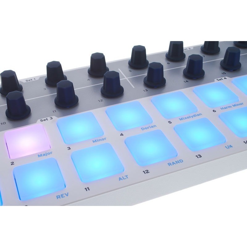 Arturia BeatStep - Kontrolery MIDI USB