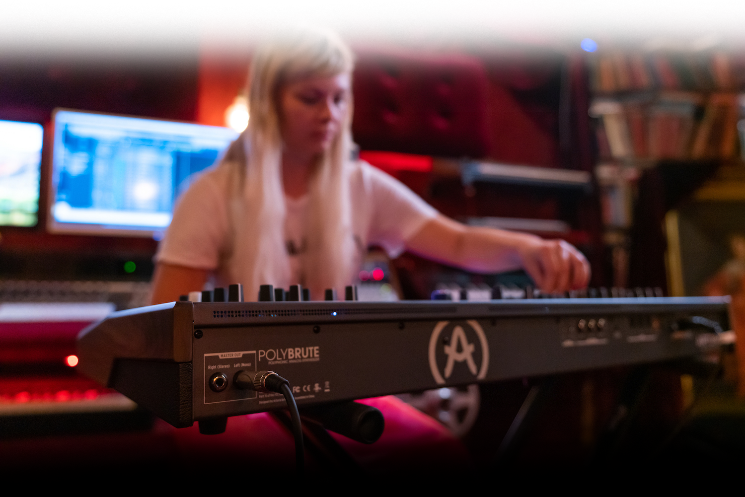 Arturia PolyBrute tył instrumentu