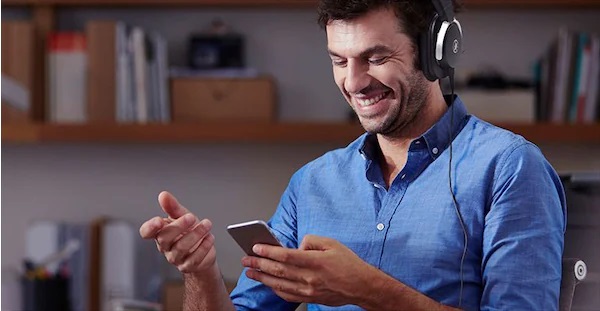 Yamaha ZG01: Podziel się wrażeniami dźwięku przestrzennego z publicznością