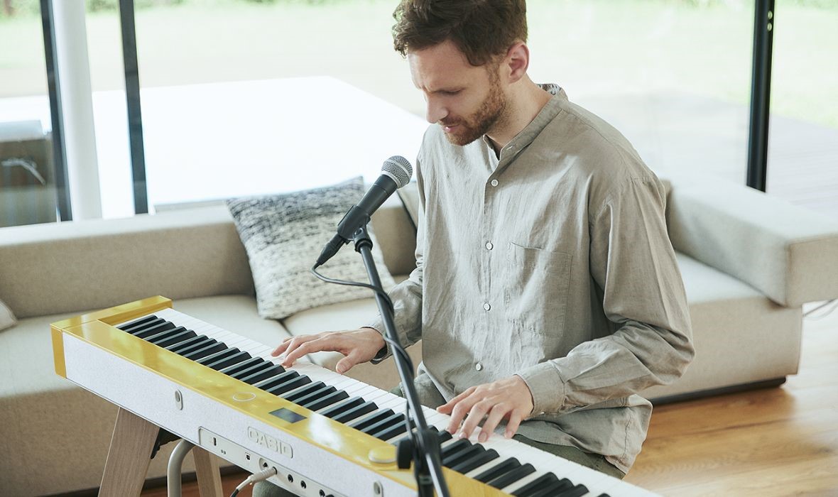 Casio PX-S7000 HM: Smart Hybrid Hammer Action Keyboard