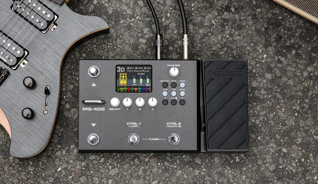 MG-400 zawiera 2 wydajne układy DSP 