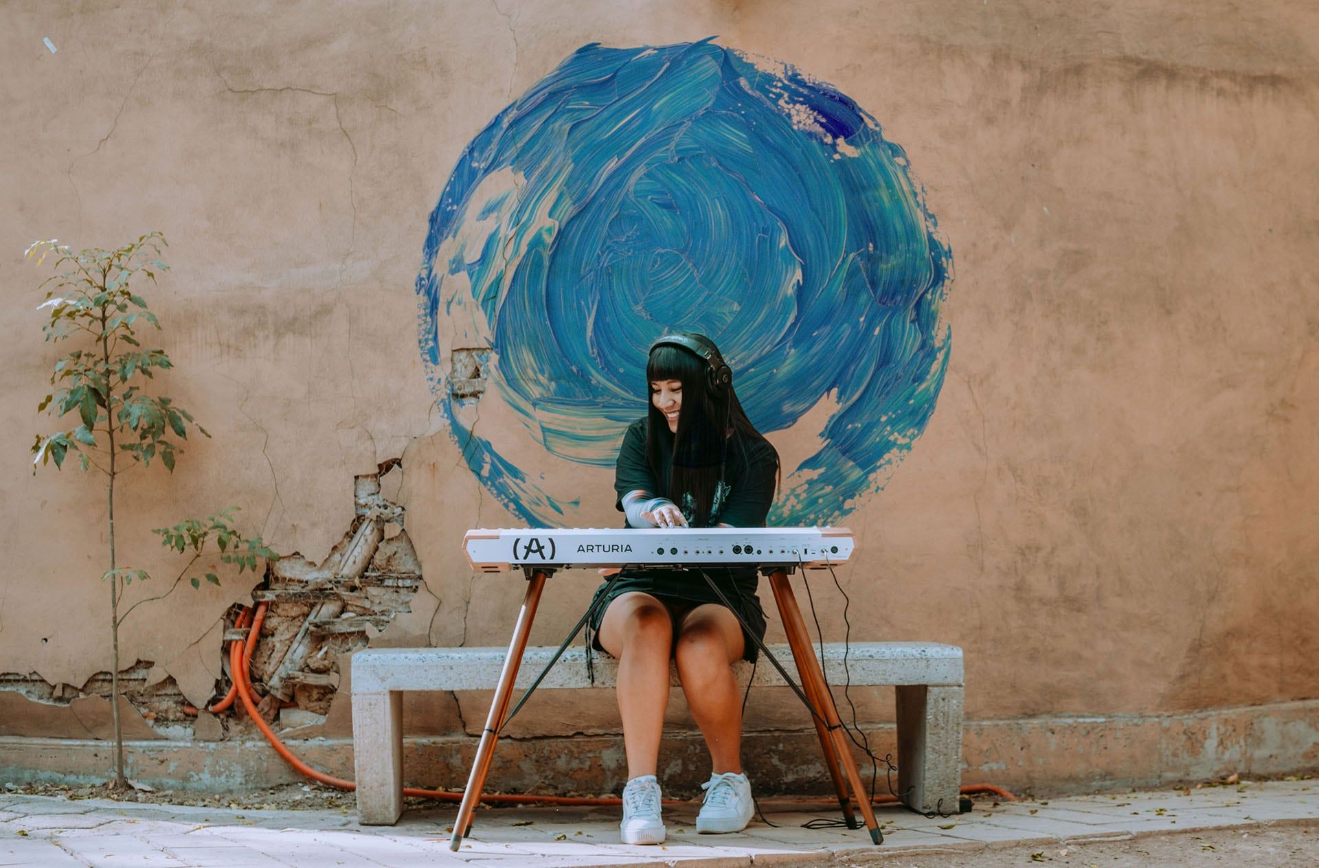 Arturia AstroLab Produkcja, próby, występy