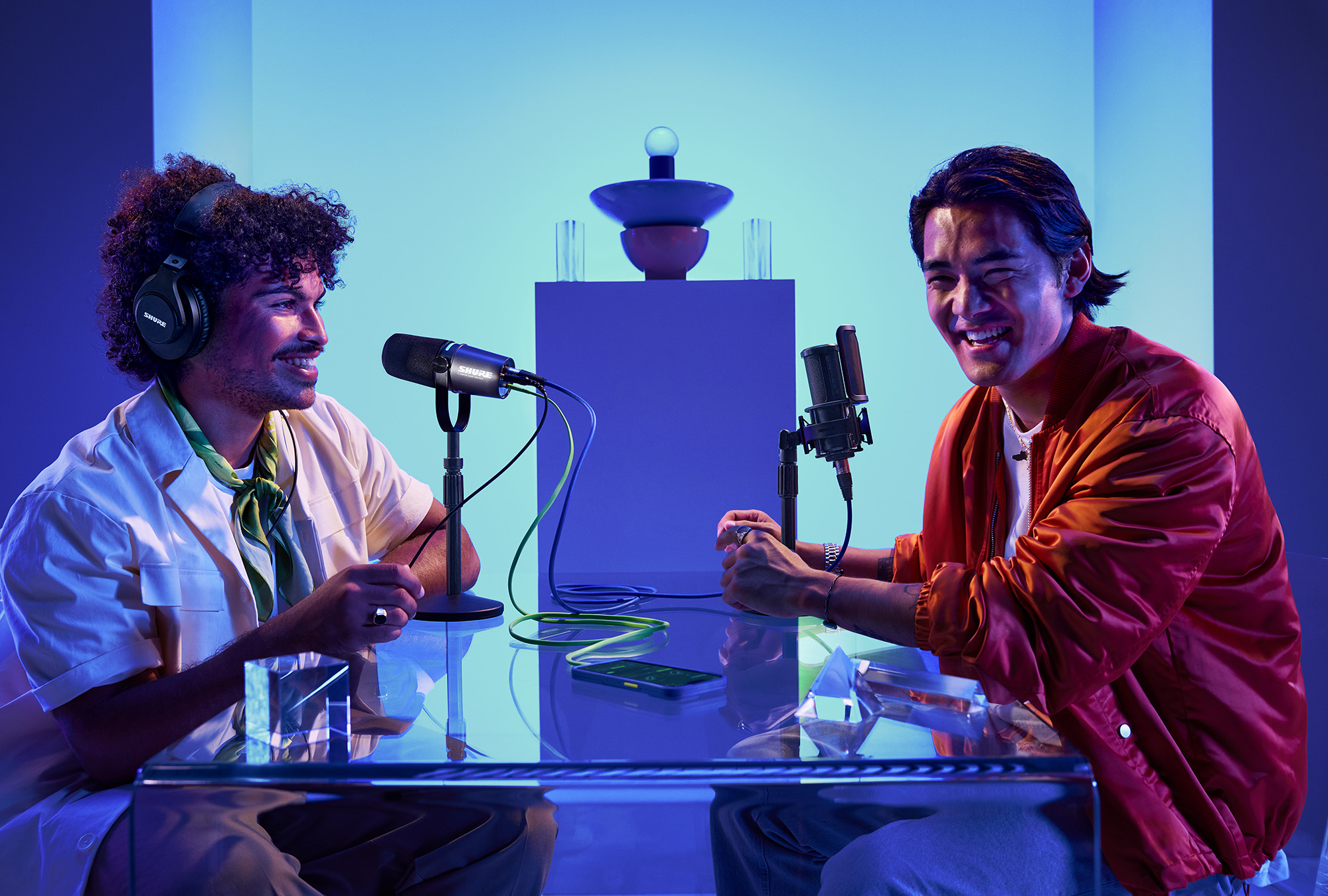 Zastosowania Shure MV7i: Mikrofon dla profesjonalistów i amatorów