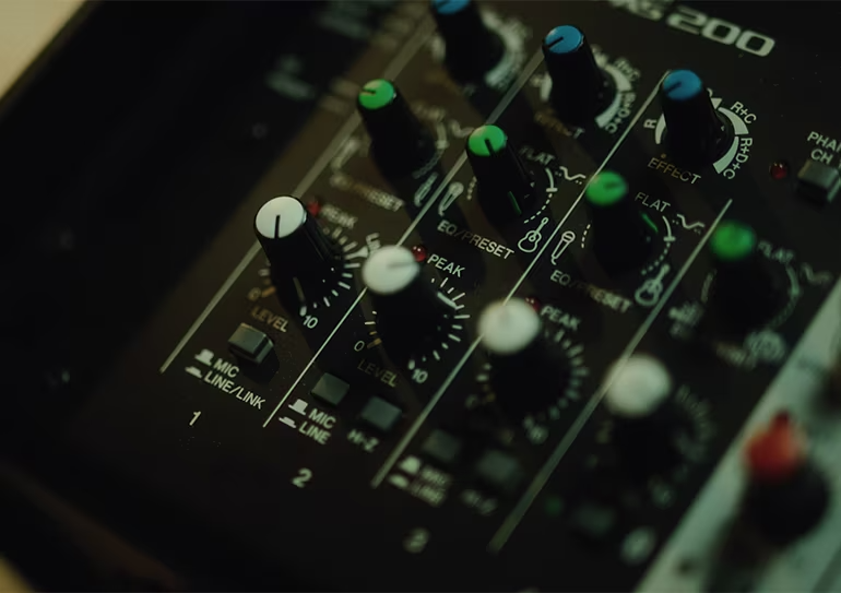 Yamaha Stagepas 200 Wybieraj i rozbrzmiewaj