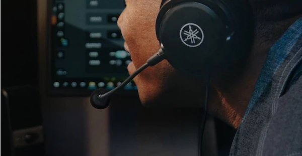 Wysokiej jakości przechwytywanie i przekazywanie głosu